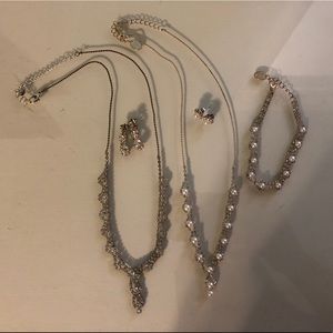 Claire’s 2 jewelry sets